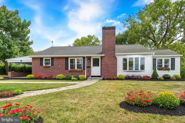 22 RITA MARIE AVE, Littlestown, PA 17340