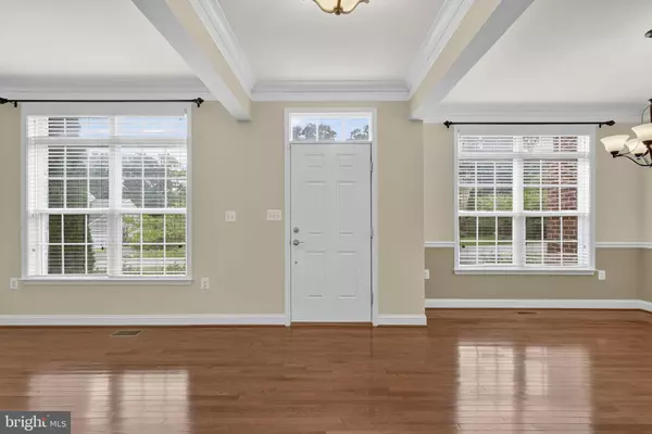 Falling Waters, WV 25419,105 LACKAWANNA LN