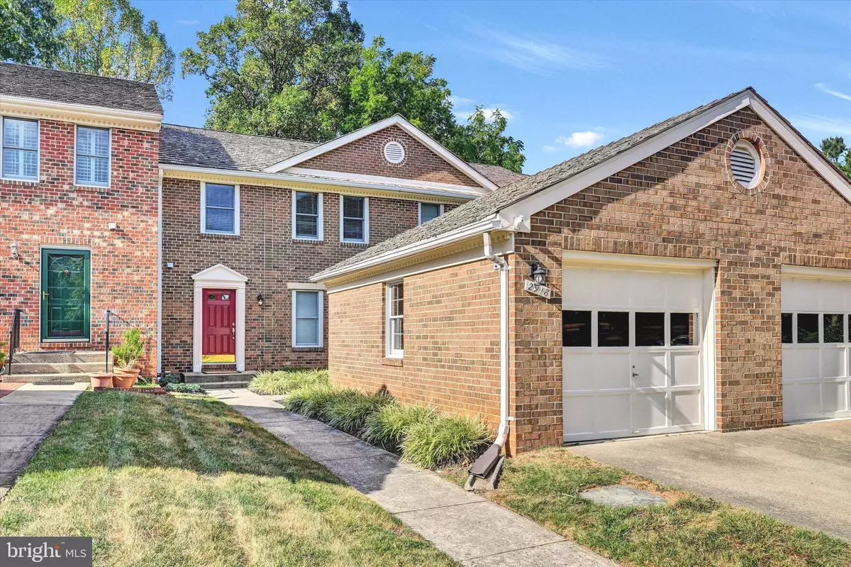 Oakton, VA 22124,2918 OAKBOROUGH SQ