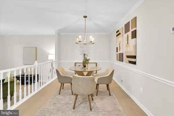 Oakton, VA 22124,2918 OAKBOROUGH SQ