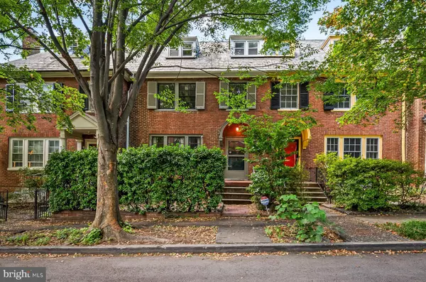 3916 CLOVERHILL RD, Baltimore, MD 21218