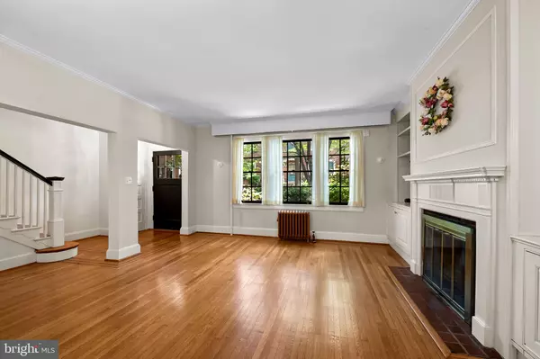 Baltimore, MD 21218,3916 CLOVERHILL RD