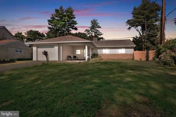 Willingboro, NJ 08046,43 BLUEBERRY LN