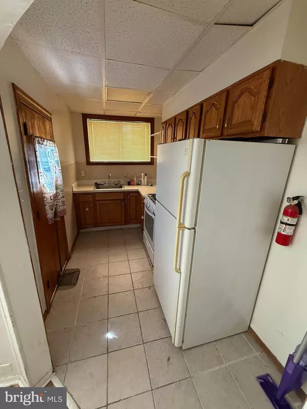 Philadelphia, PA 19145,1602 S NEWKIRK ST