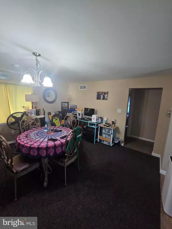 Woodstown, NJ 08098,13 ALLOWAY RD