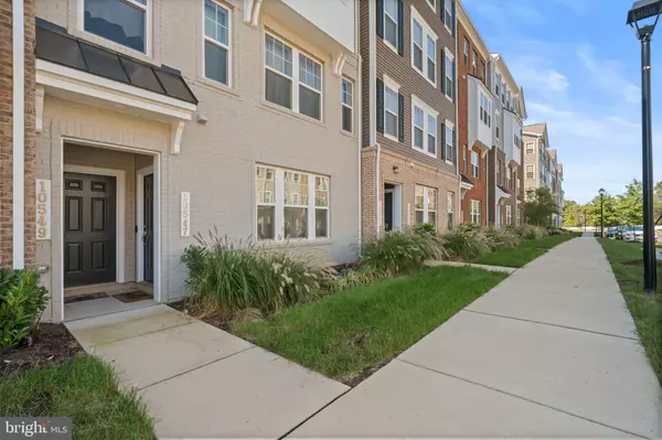 Lanham, MD 20706,10549 JIM LOVELL LN #1422