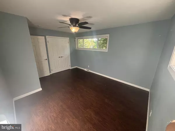 Cherry Hill, NJ 08034,115 CHAPEL AVE. E