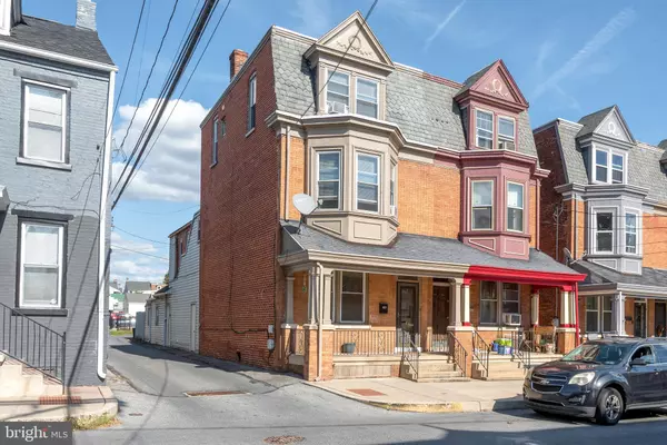 Columbia, PA 17512,125 N 4TH ST