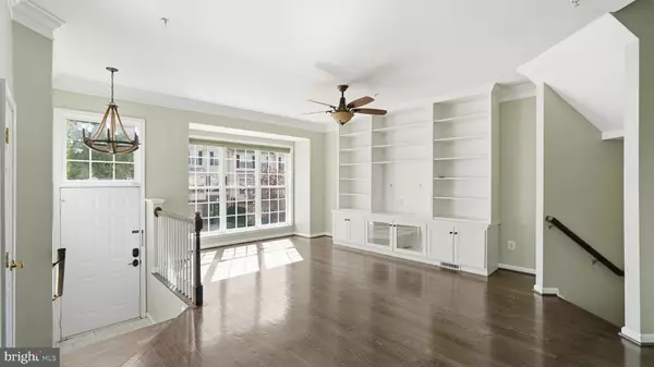 Gainesville, VA 20155,8109 CERROMAR WAY