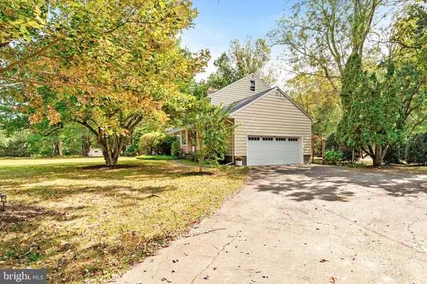 Princeton, NJ 08540,17 CHERRY BROOK DR