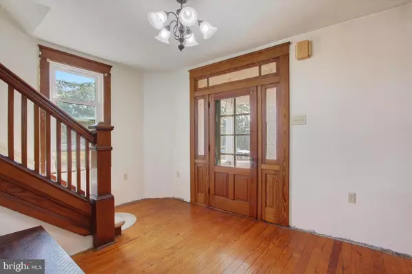 Hanover, PA 17331,5694 HANOVER RD