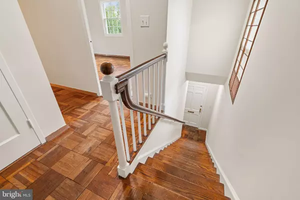 Alexandria, VA 22302,3778 GUNSTON RD