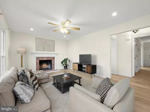 Laurel, MD 20708,8806 ADMIRAL DR