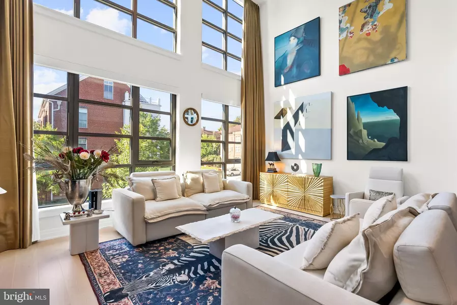 1201 N ROYAL ST #215, Alexandria, VA 22314