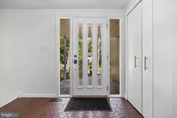 Medford, NJ 08055,5 HEATHERWOOD