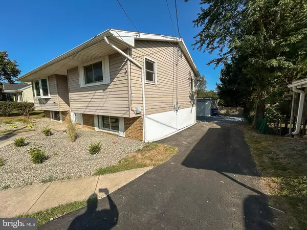 Harrisburg, PA 17112,6128 BLUE BIRD AVE