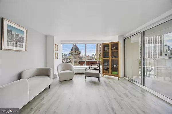 Philadelphia, PA 19103,224-30 W RITTENHOUSE SQ #715A