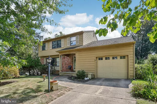 Marlton, NJ 08053,108 W BURGESS RD