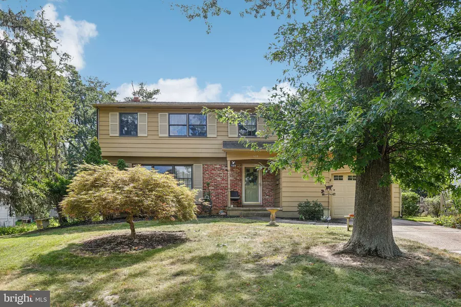 108 W BURGESS RD, Marlton, NJ 08053