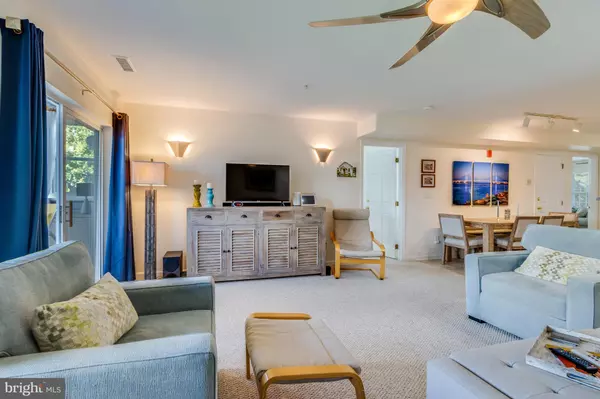 Rehoboth Beach, DE 19971,3800 SANIBEL CIR #3812