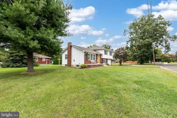 Vineland, NJ 08360,584 OVERBROOK RD