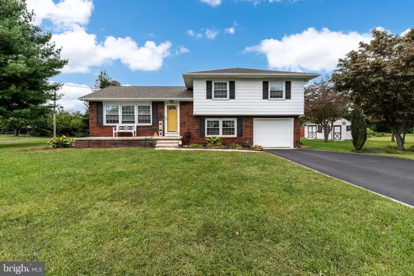 Vineland, NJ 08360,584 OVERBROOK RD