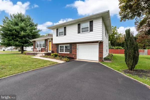 Vineland, NJ 08360,584 OVERBROOK RD