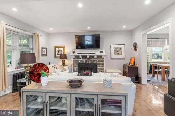 Philadelphia, PA 19126,1010 W CHELTEN AVE