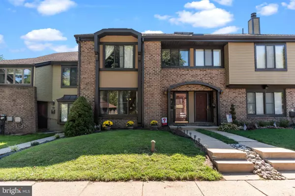 Newtown, PA 18940,8 BENNINGTON PL