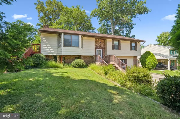 Vienna, VA 22182,2146 WOODFORD RD