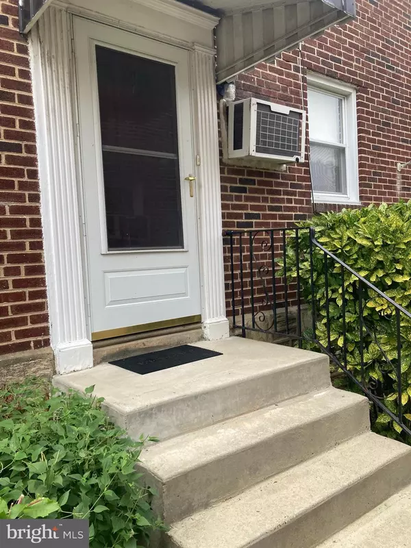 Philadelphia, PA 19111,1202 DISSTON ST