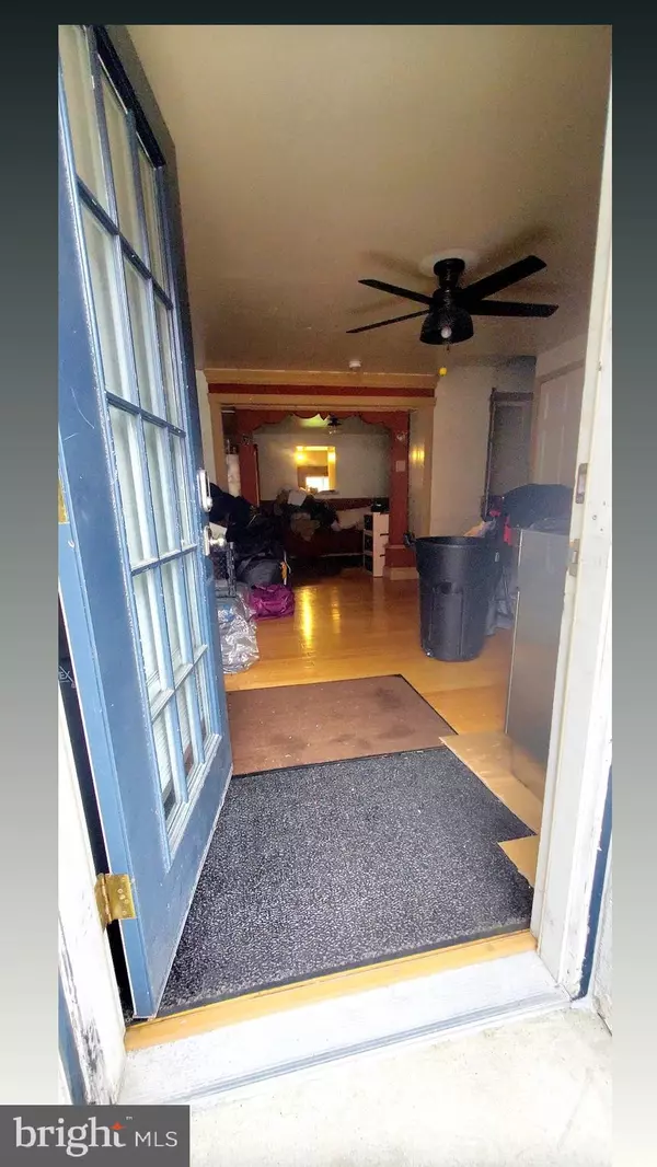 Philadelphia, PA 19127,105 CARSON ST