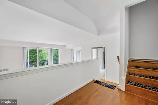 Rockville, MD 20853,5578 BURNSIDE DR #5578-5