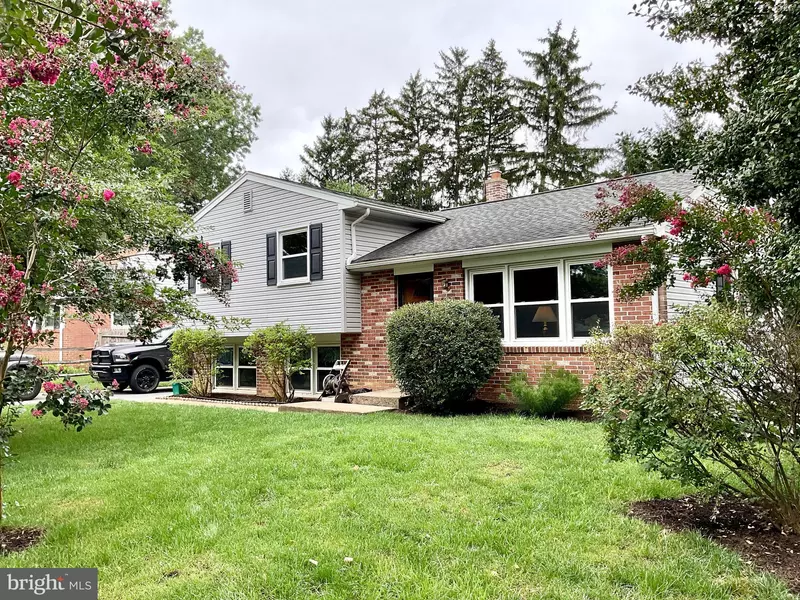 929 IRWIN AVE, Lancaster, PA 17603