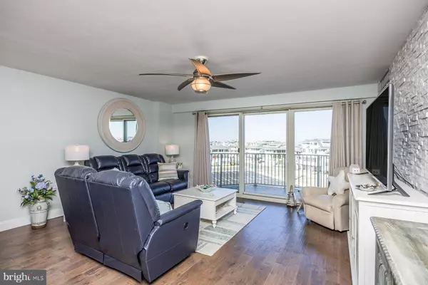 Ocean City, NJ 08226,322 BOARDWALK #406