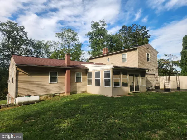 New Providence, PA 17560,3 WOODS DR