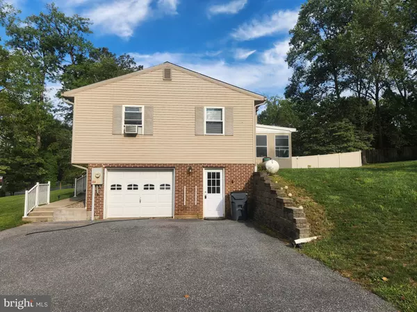 New Providence, PA 17560,3 WOODS DR