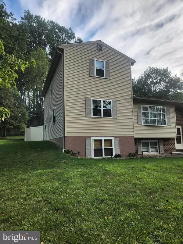 New Providence, PA 17560,3 WOODS DR