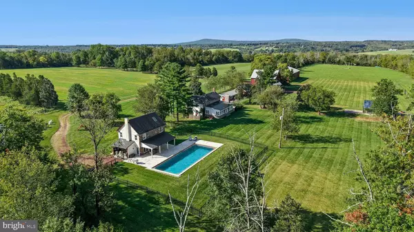 119 CENTER HILL RD, Upper Black Eddy, PA 18972