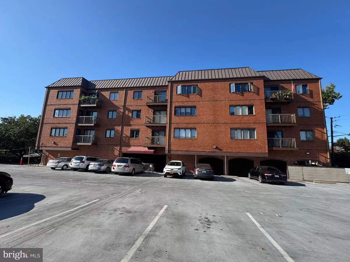 Gaithersburg, MD 20877,8 RUSSELL AVE #209