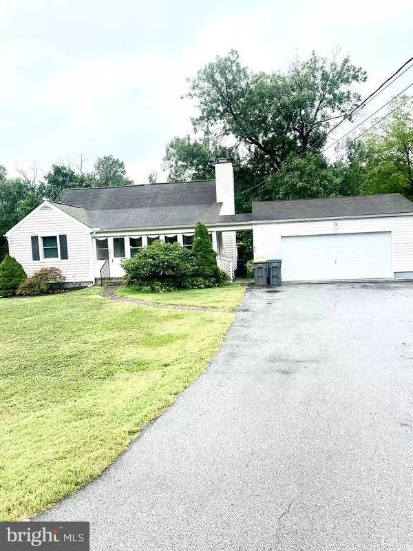 832 EVANSON RD, Hockessin, DE 19707