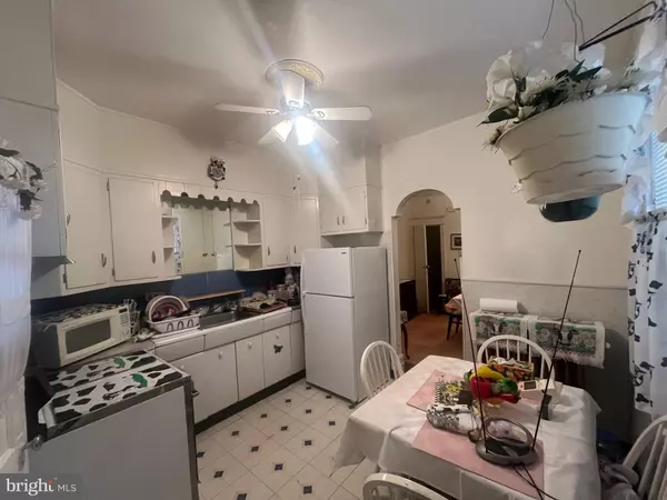 Philadelphia, PA 19139,5633 SANSOM ST