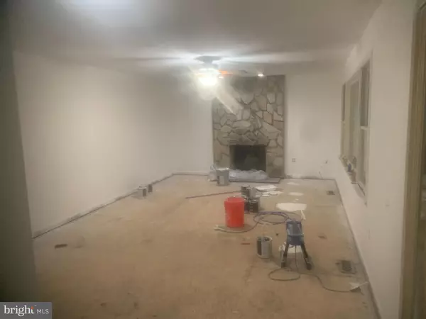 Shady Side, MD 20764,4900 THOMAS DR