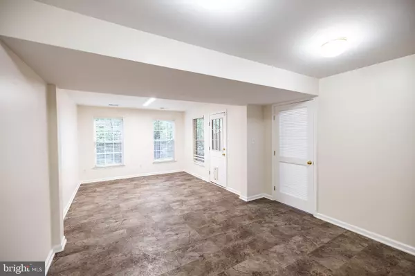 Alexandria, VA 22309,3775 SHANNONS GREEN WAY