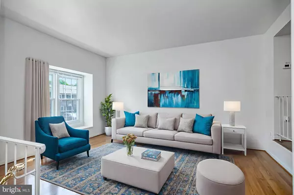 Fairfax, VA 22032,10444 MALONE CT