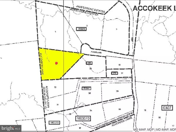 Accokeek, MD 20607,15905 ACCOLAWN RD