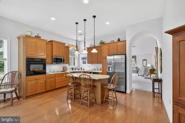 Lititz, PA 17543,30 FARMVIEW LN