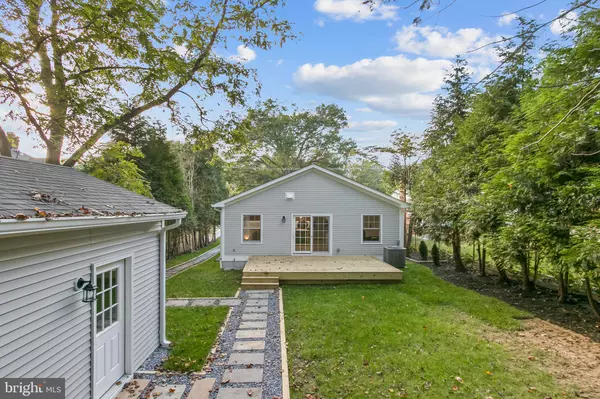 Kensington, MD 20895,10305 ARMORY AVE