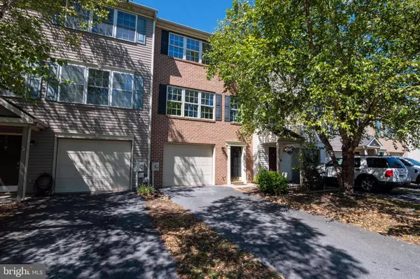 27 FISER LN, Martinsburg, WV 25404