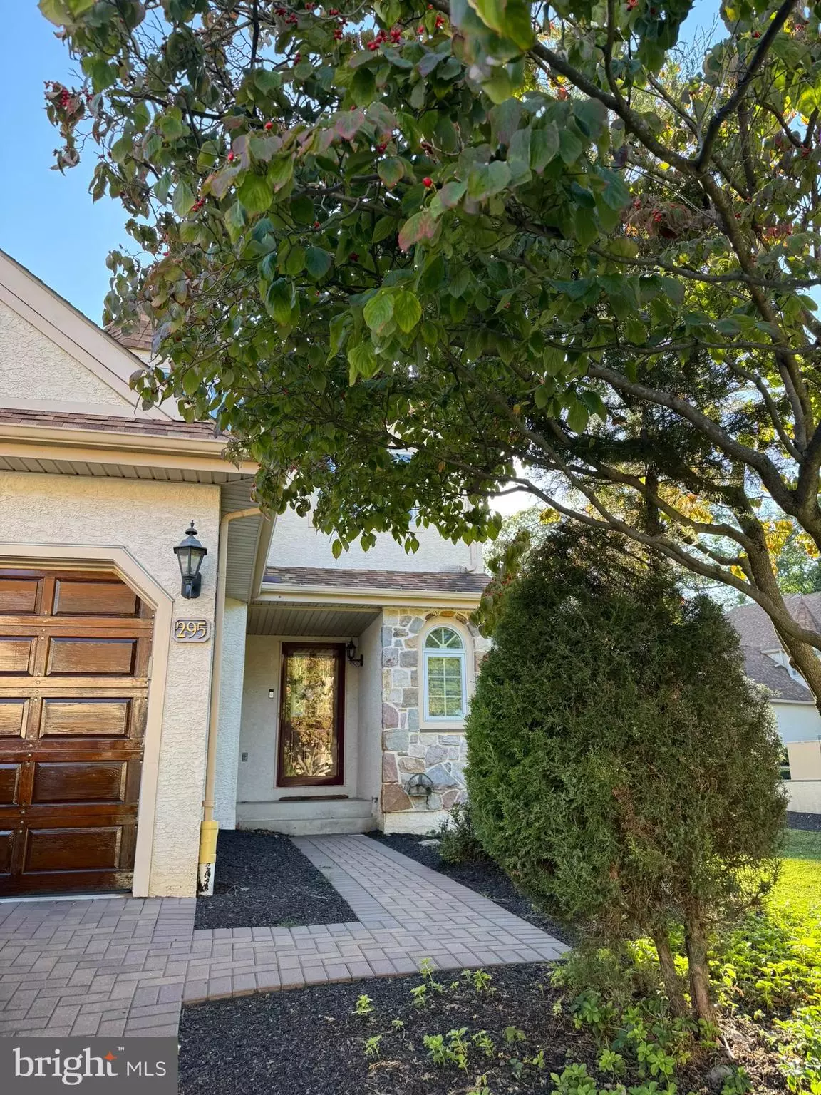 Media, PA 19063,295 PARK PL